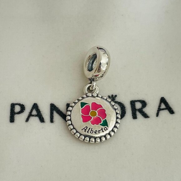 Pandora Alberta Exclusive Charm Pendant - Picture 1 of 4